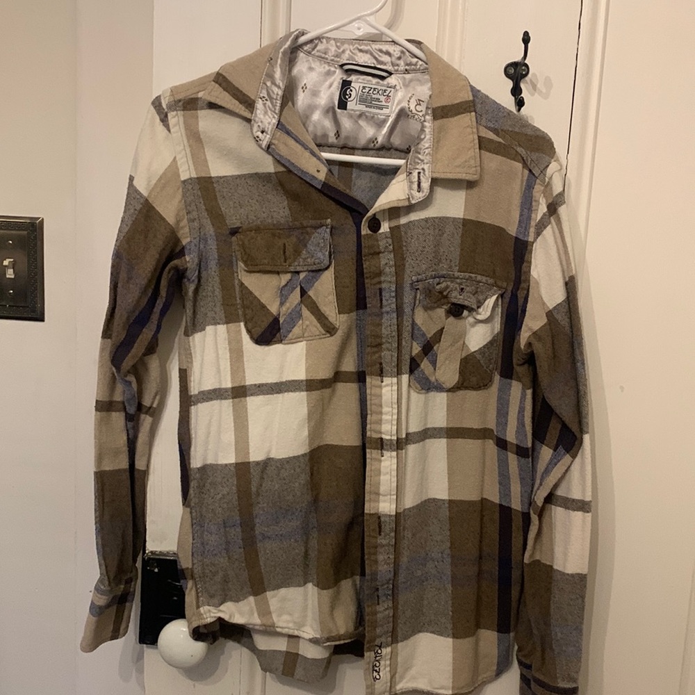Plaid Button-Up Shirt